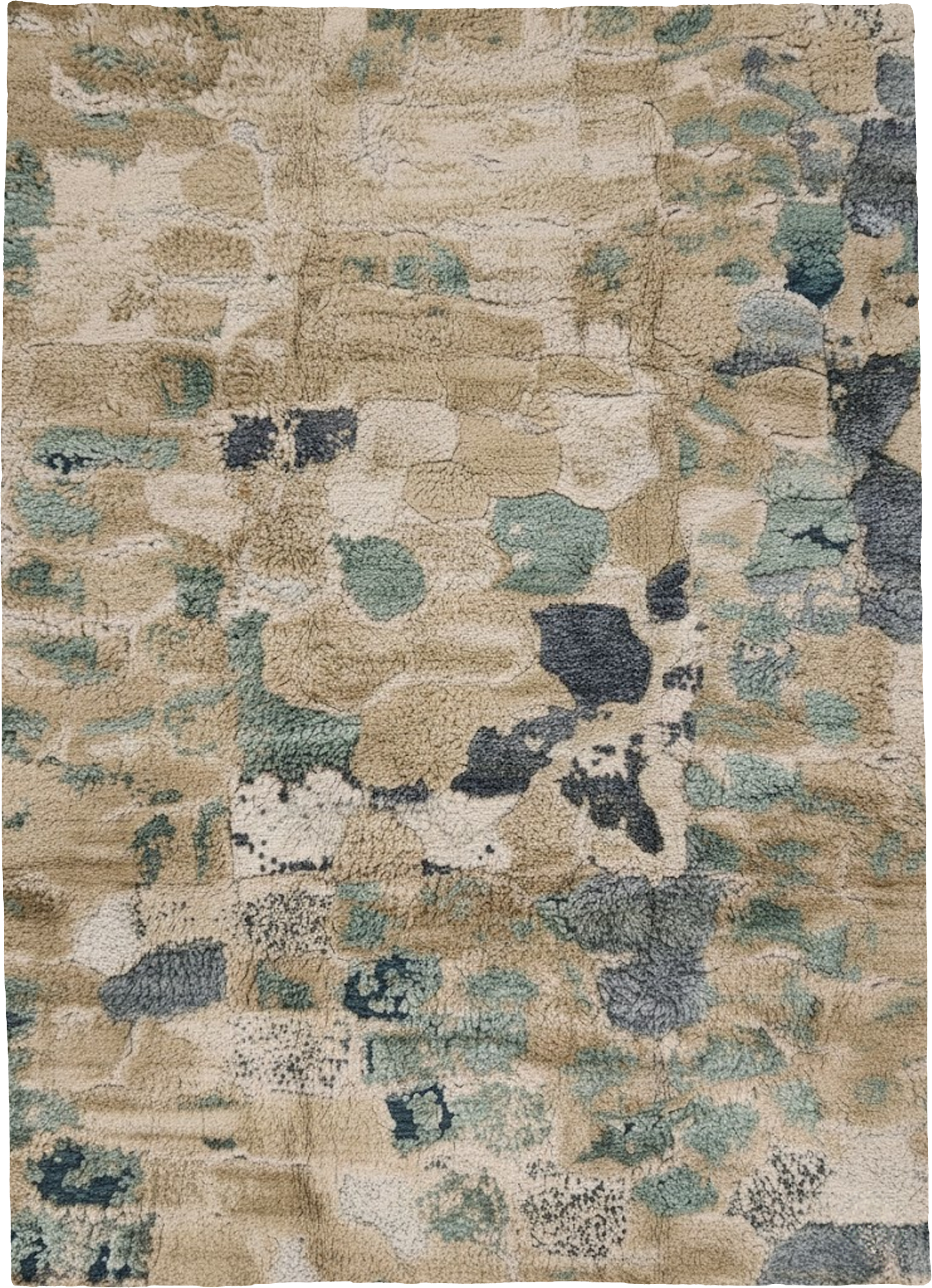 Custom-size rug transformed from product image to office room scene